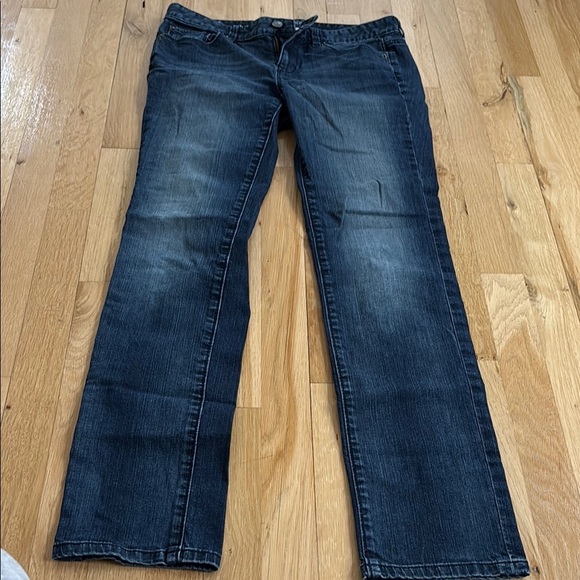 Ann Taylor LOFT Women’s Blue Modern Straight Jeans Size 4 - Picture 2 of 4